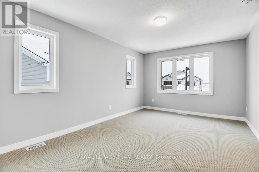 165 YEARLING CIRCLE Image 14