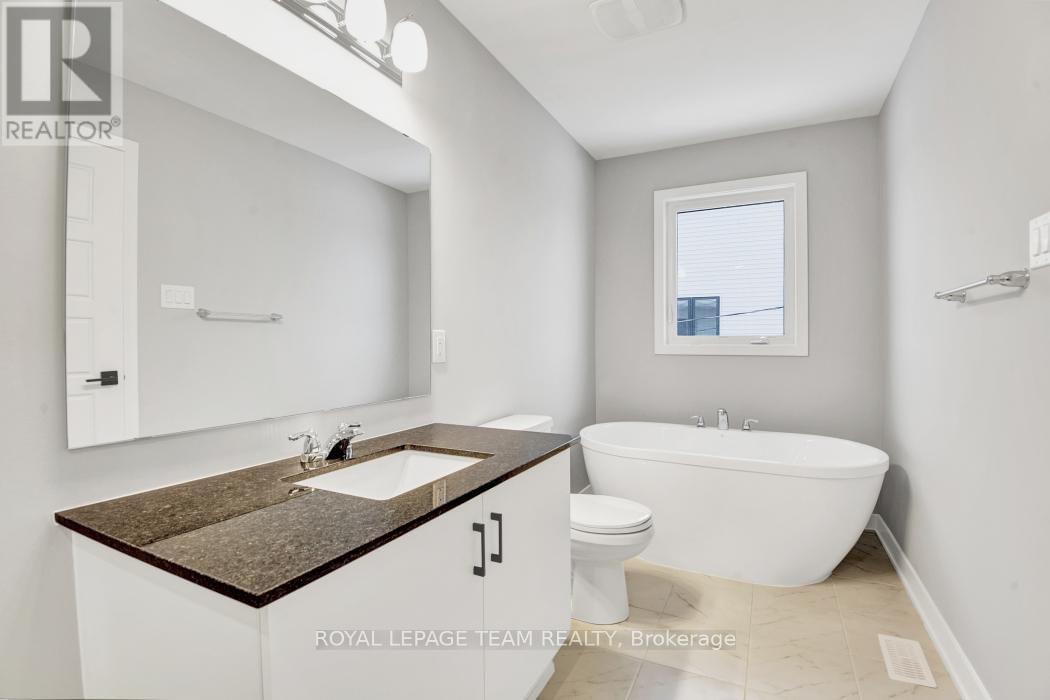 165 YEARLING CIRCLE Image 17