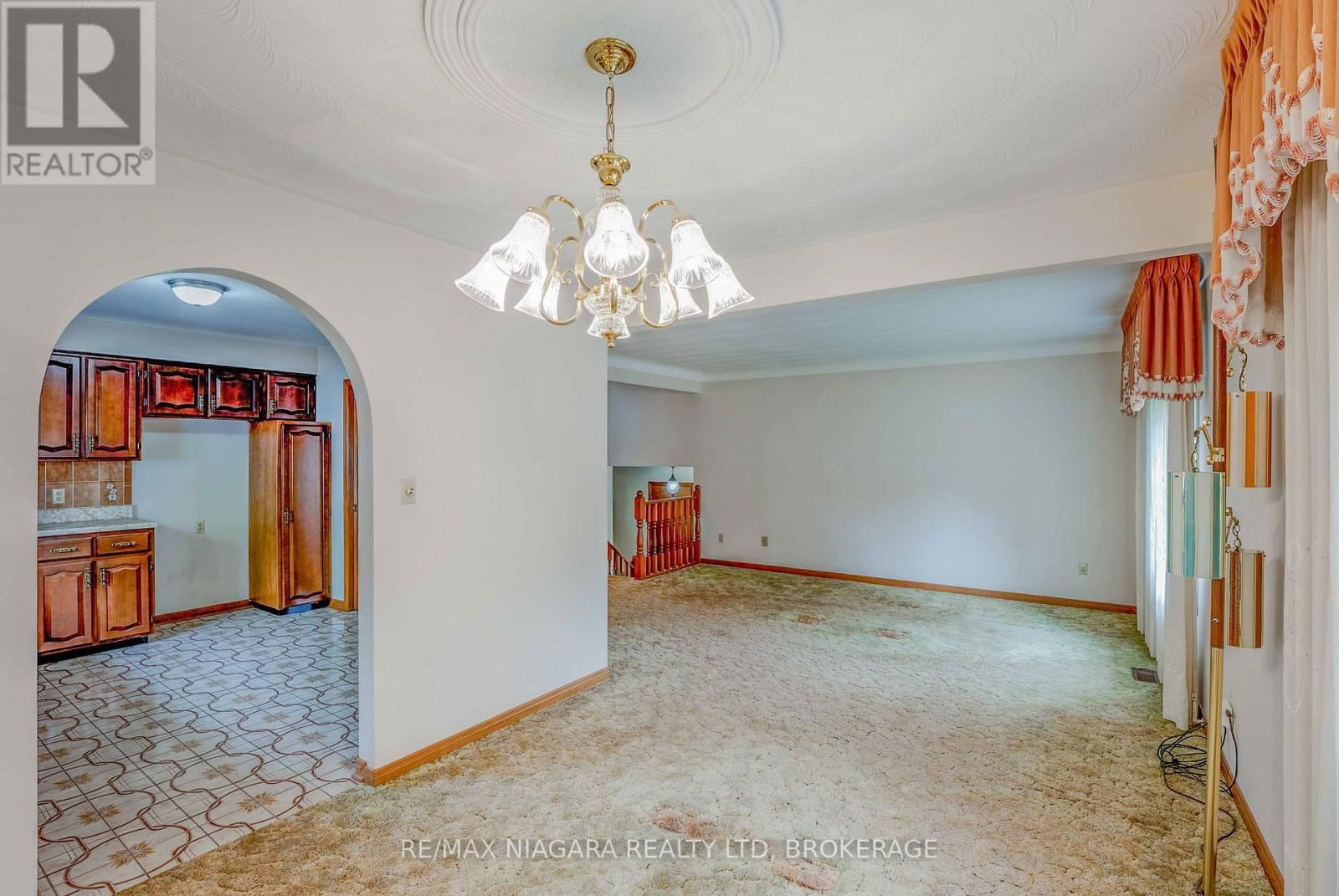 4372 LATINA CRESCENT Image 11