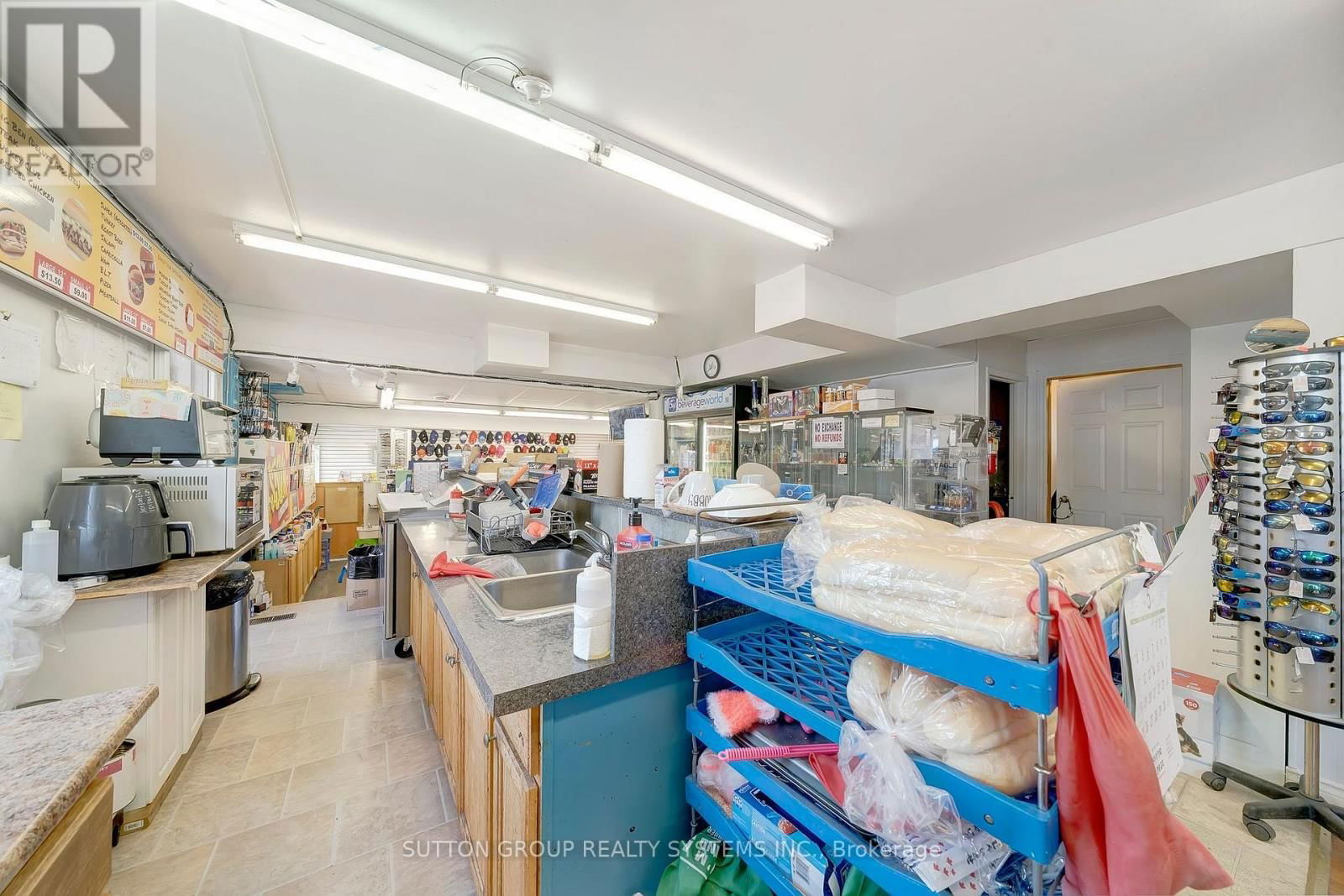 58 SOUTHWORTH STREET NORTH Image 13