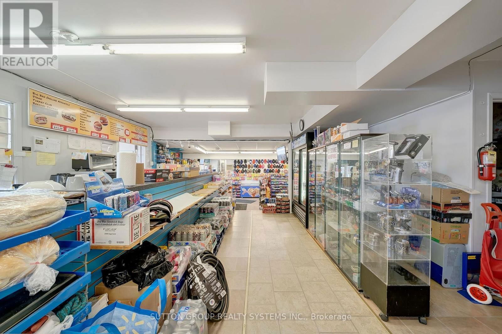 58 SOUTHWORTH STREET NORTH Image 14