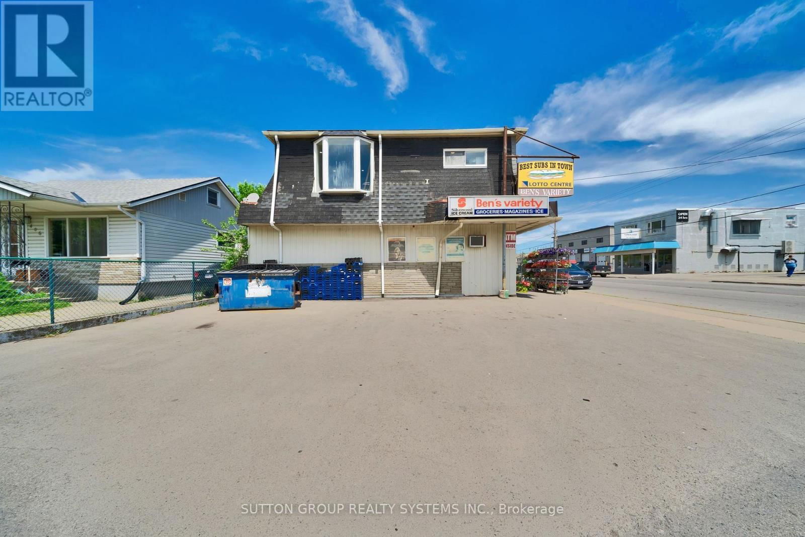 58 SOUTHWORTH STREET NORTH Image 2