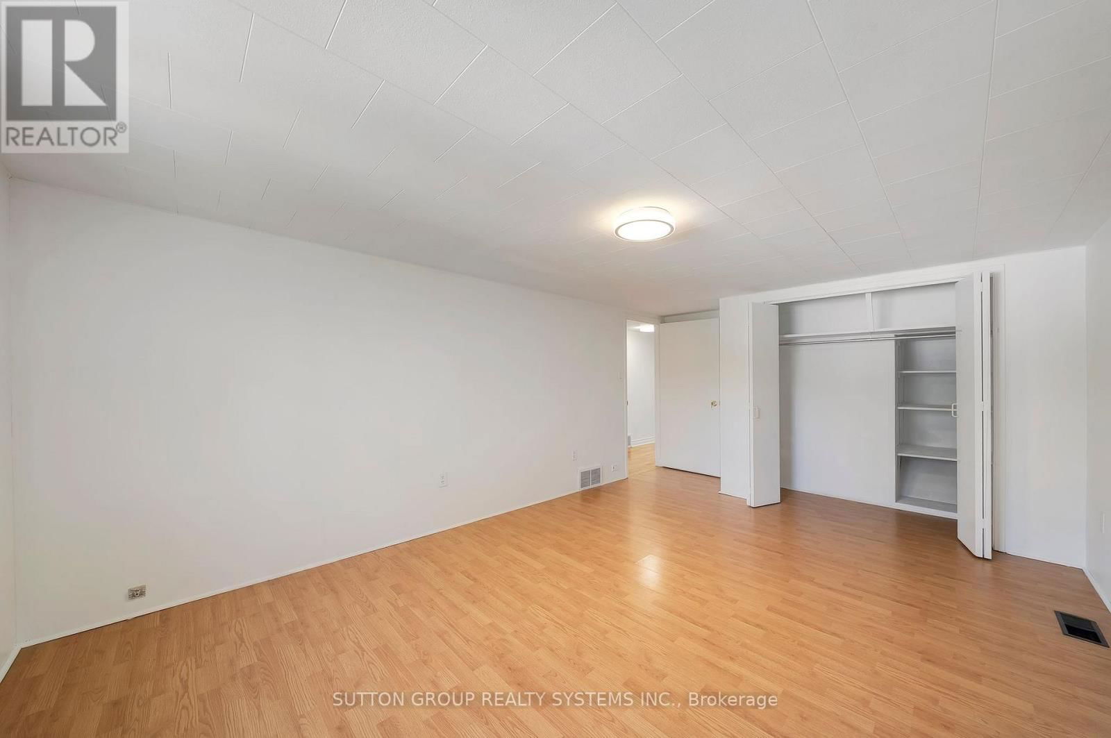 58 SOUTHWORTH STREET NORTH Image 31