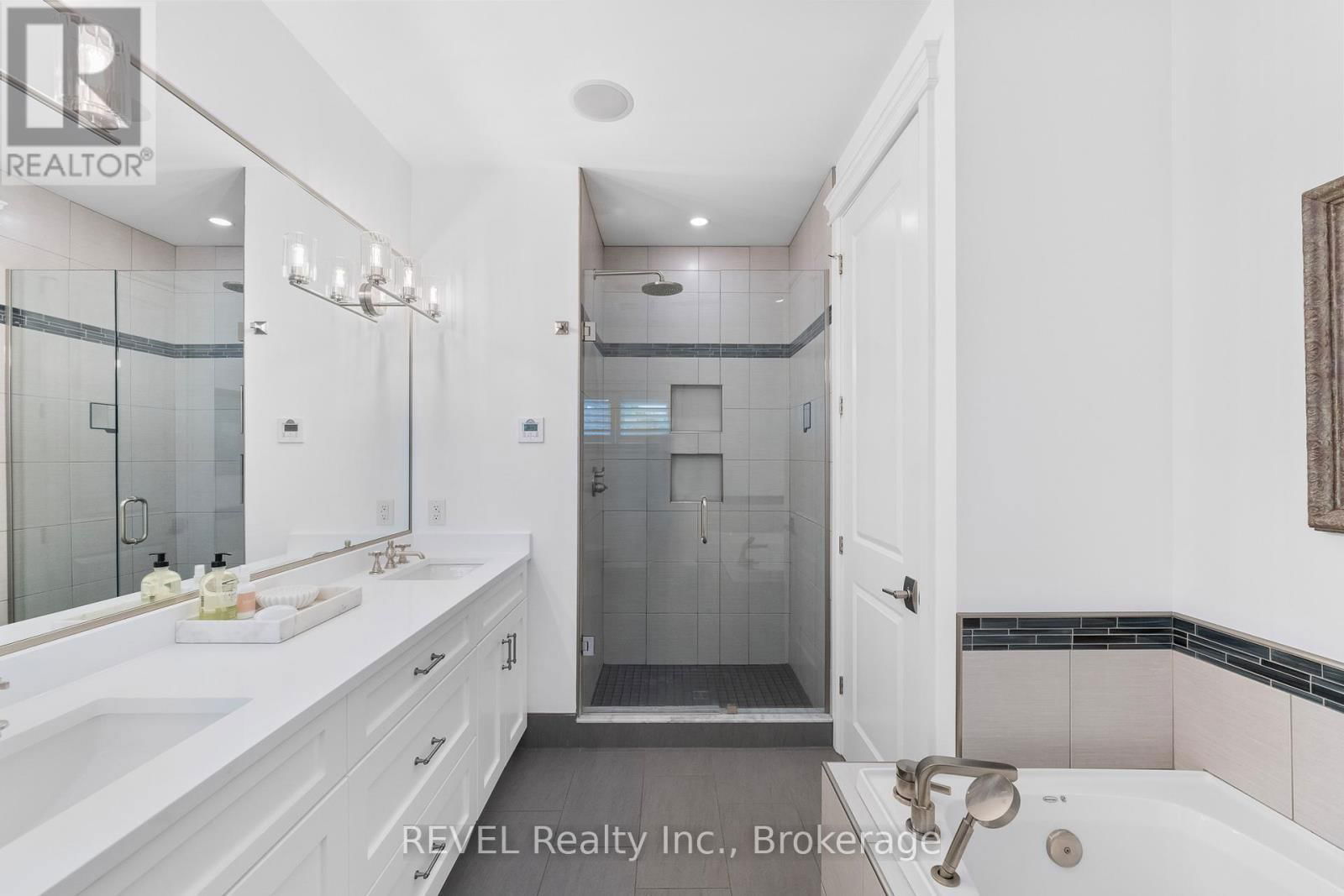 59 SPINNAKER DRIVE Image 31