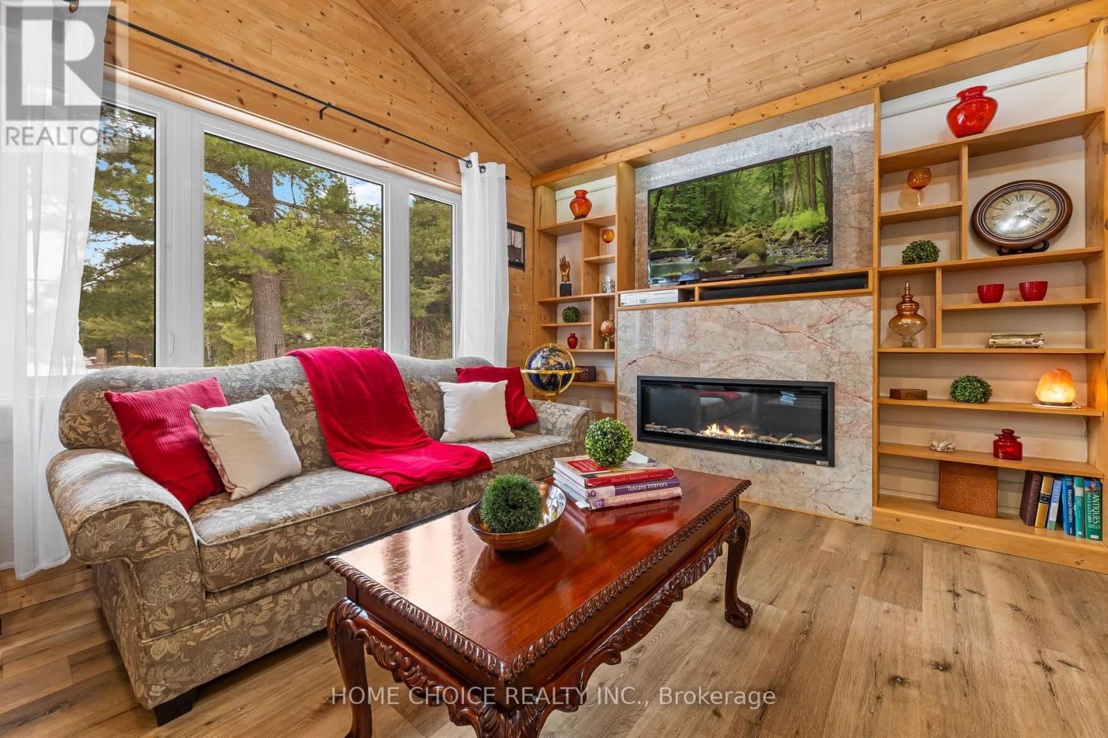 1190 NORTH BAPTISTE LAKE ROAD Image 11