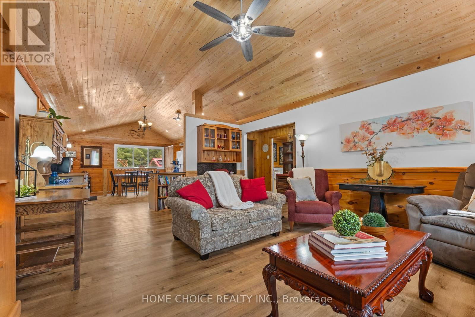 1190 NORTH BAPTISTE LAKE ROAD Image 9