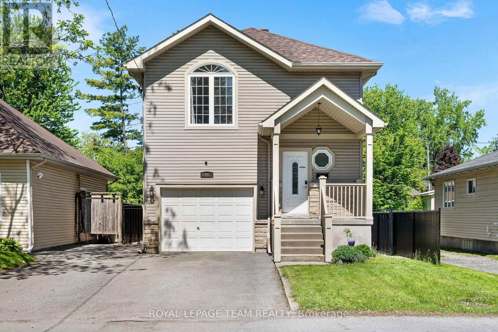 2911 AHEARN AVENUE Image 1