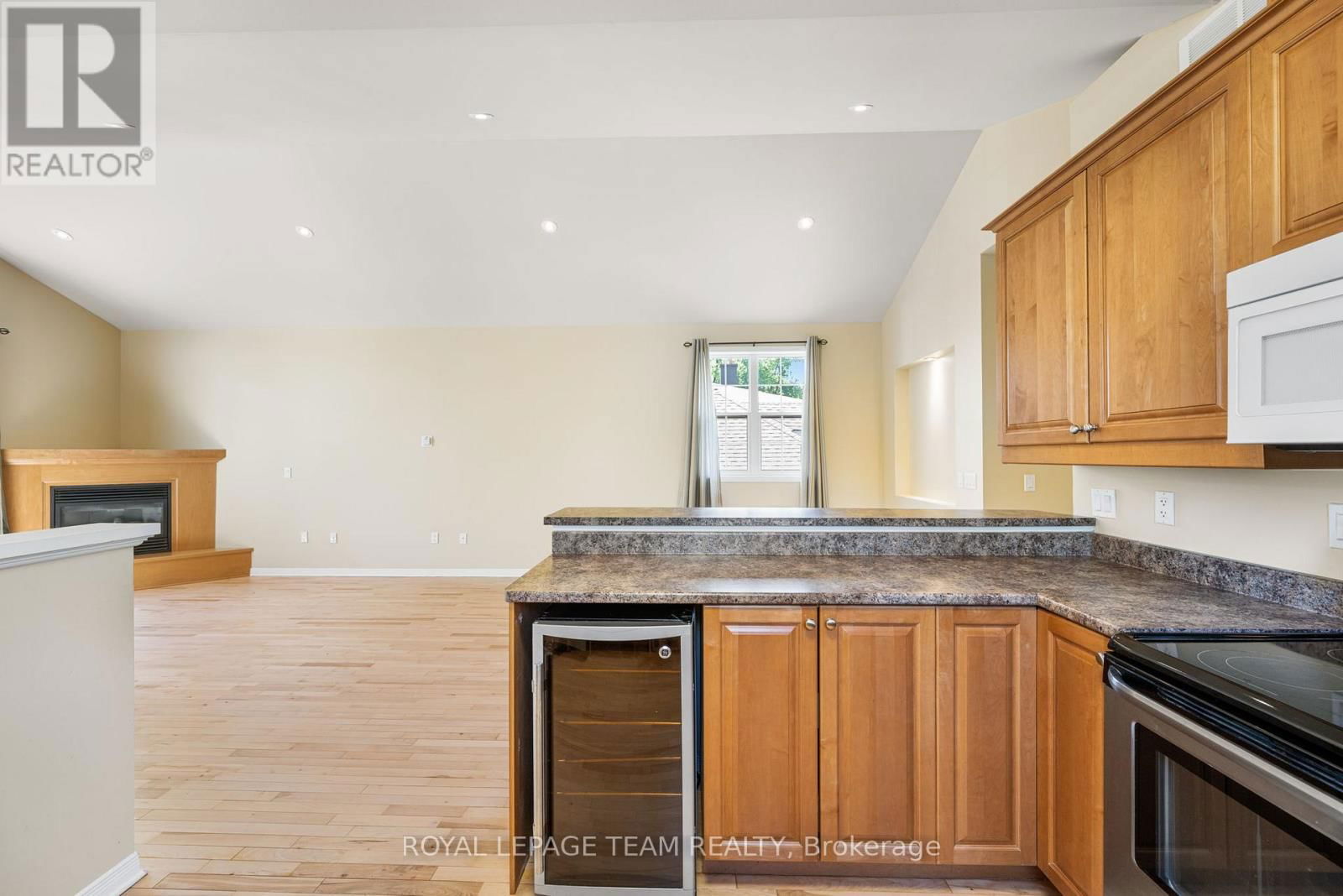 2911 AHEARN AVENUE Image 11