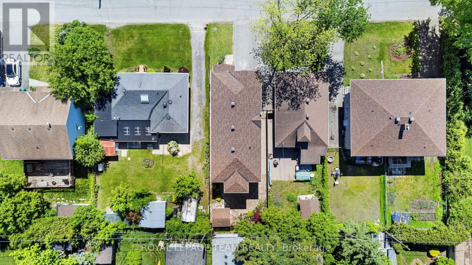 2911 AHEARN AVENUE Image 32