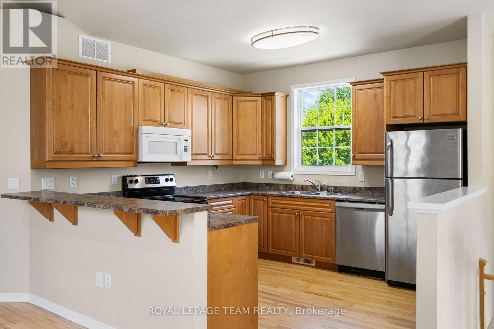 2911 AHEARN AVENUE Image 8