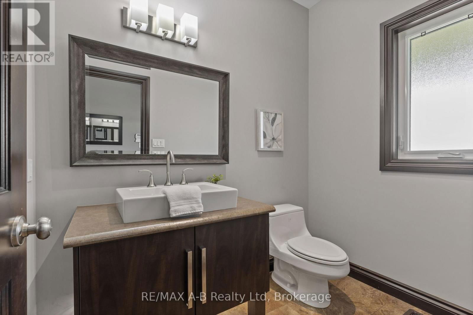 3321 PERTH ROAD 140 Image 15