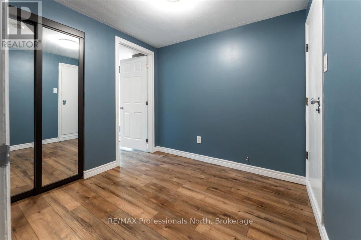3 SCOTIA AVENUE Image 22