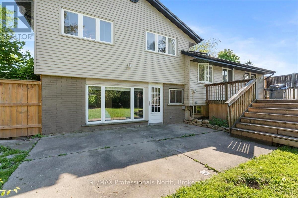 3 SCOTIA AVENUE Image 27