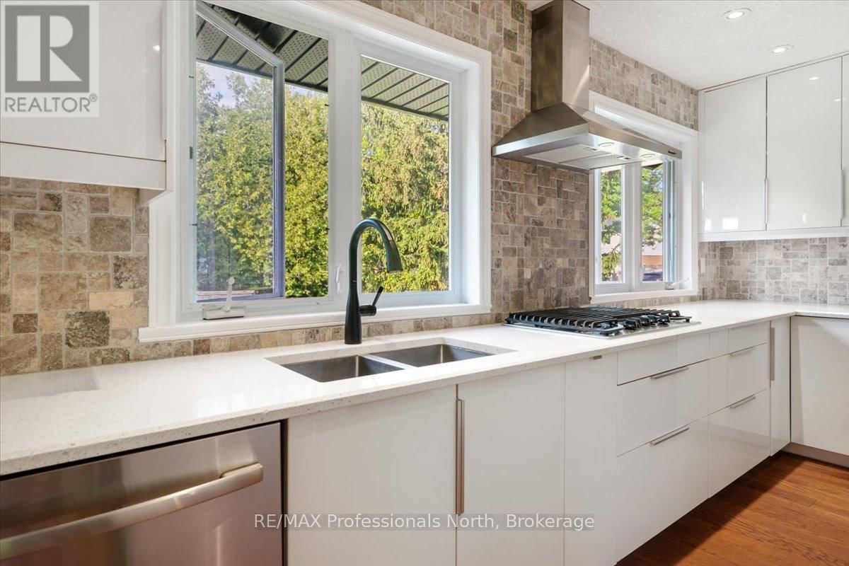 3 SCOTIA AVENUE Image 8