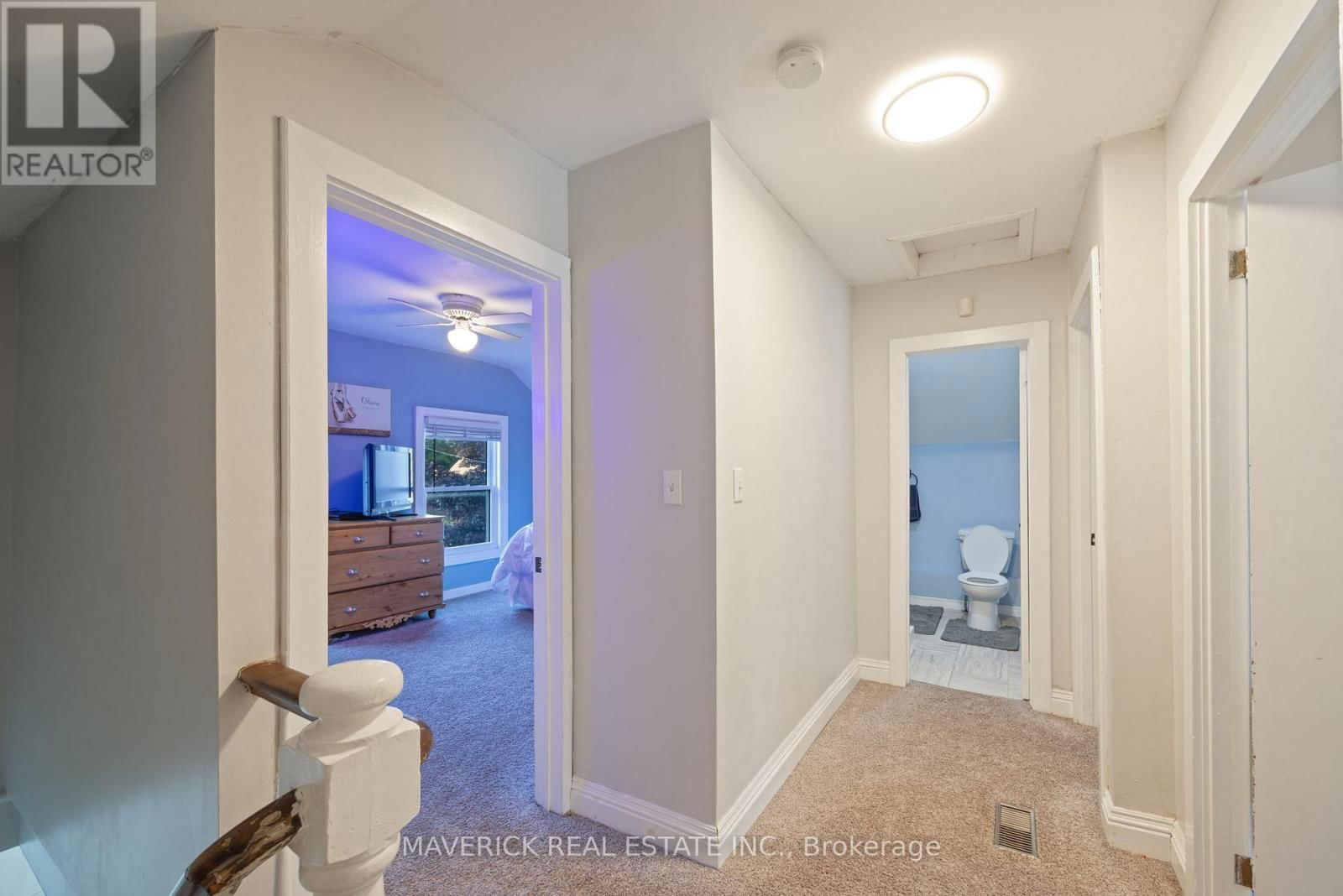 22371 ADELAIDE ROAD Image 27