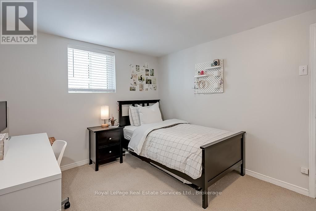 23 LORNE AVENUE Image 26