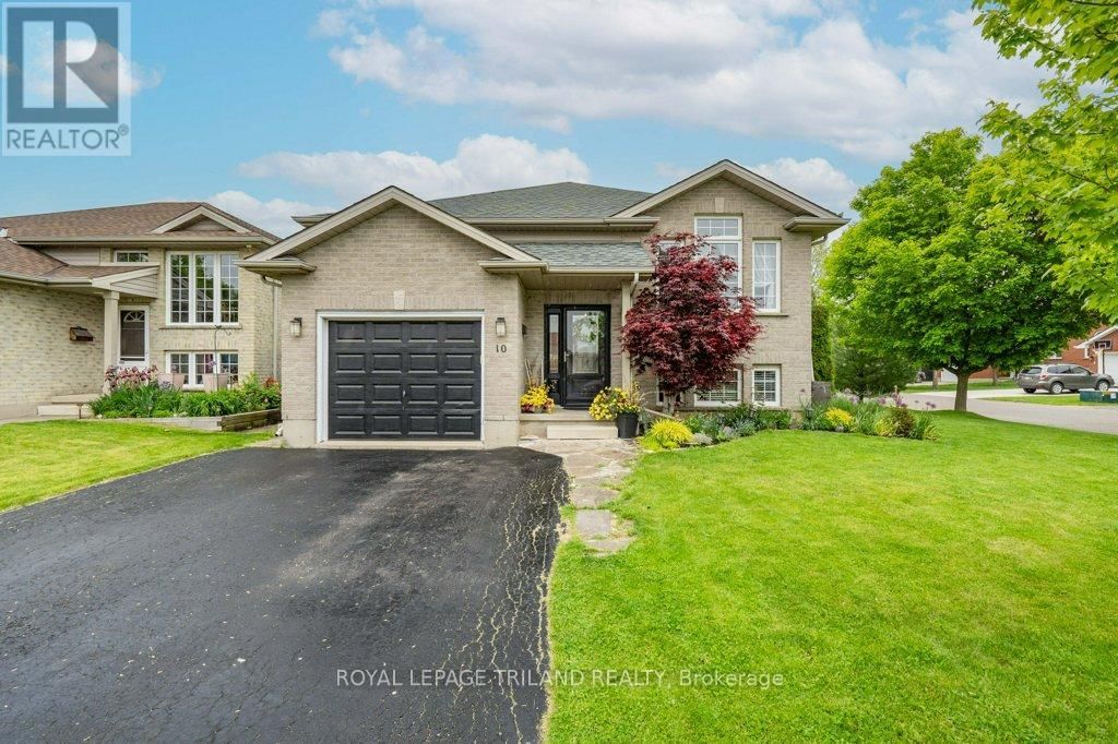 10 SCHREYER DRIVE Image 1