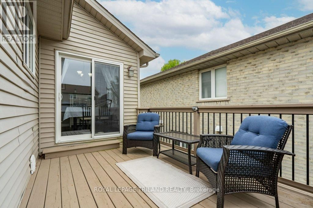 10 SCHREYER DRIVE Image 43