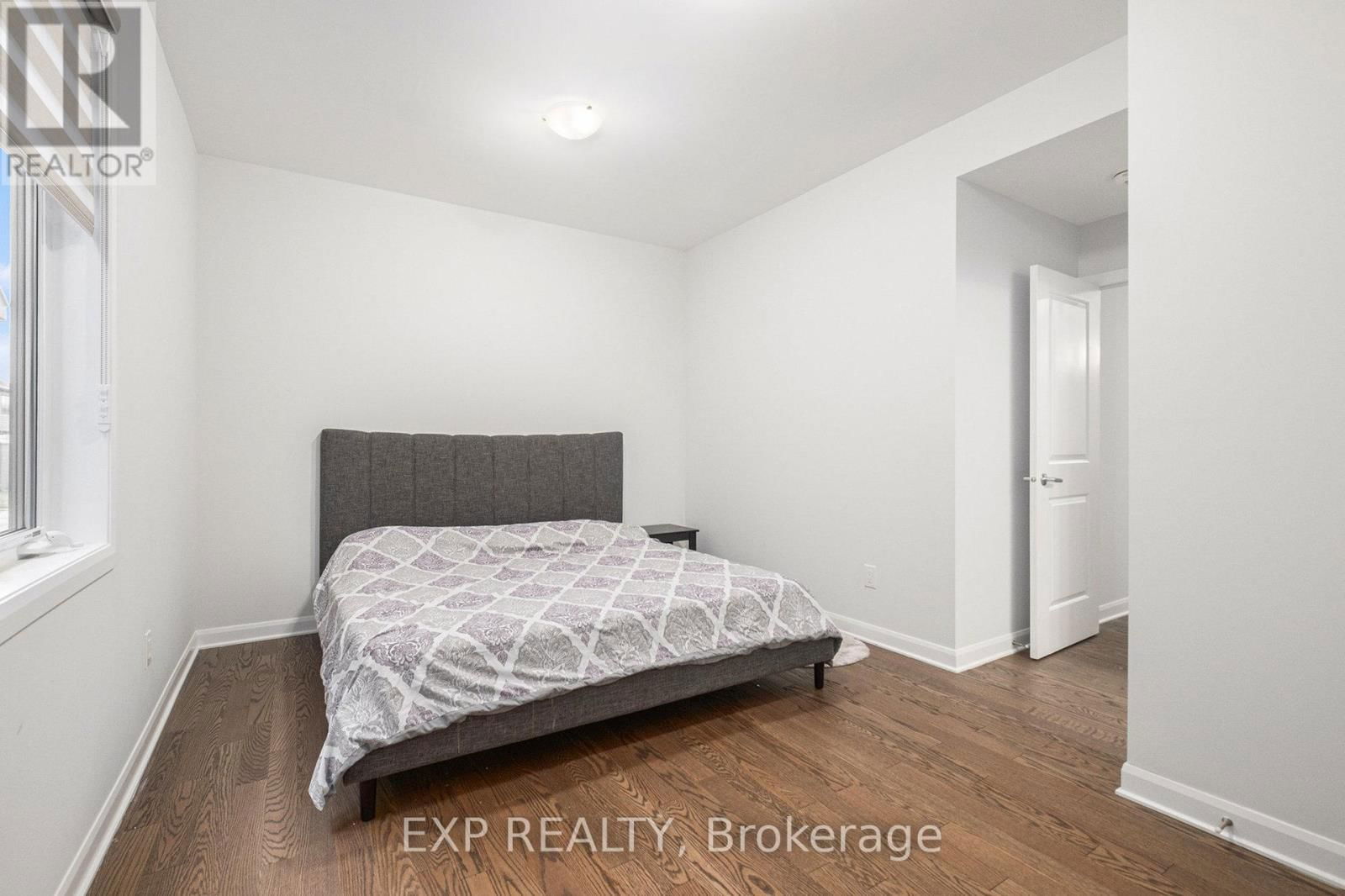 528 ANCHOR CIRCLE Image 18