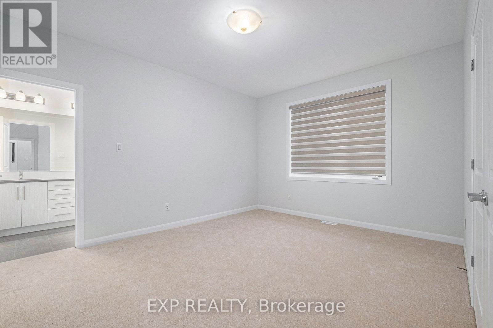 528 ANCHOR CIRCLE Image 20
