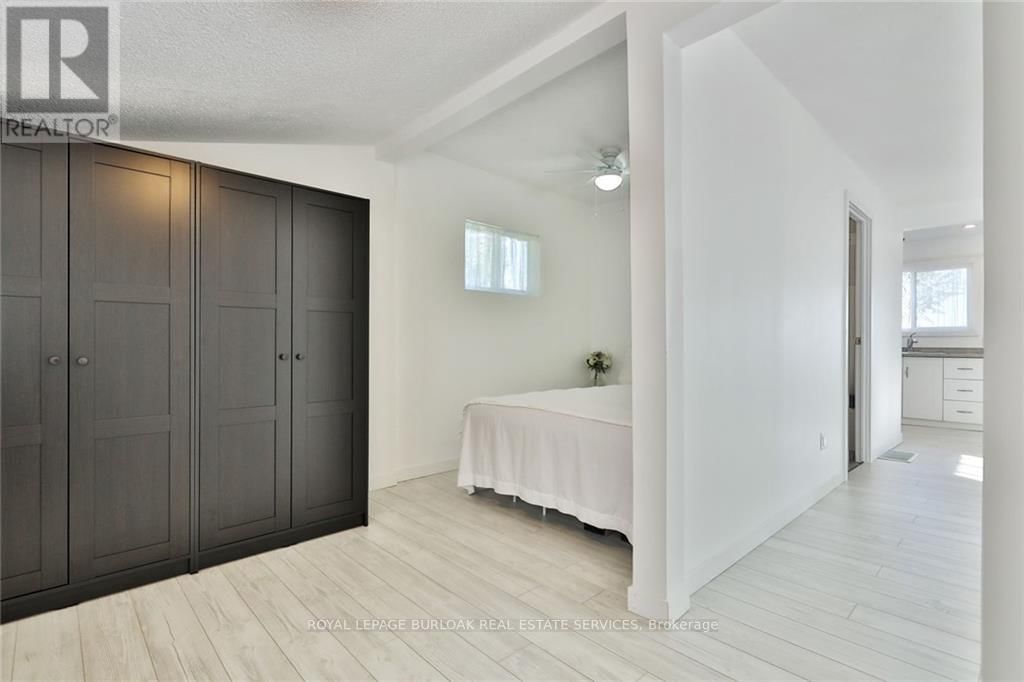 105 BEACH BOULEVARD Image 16
