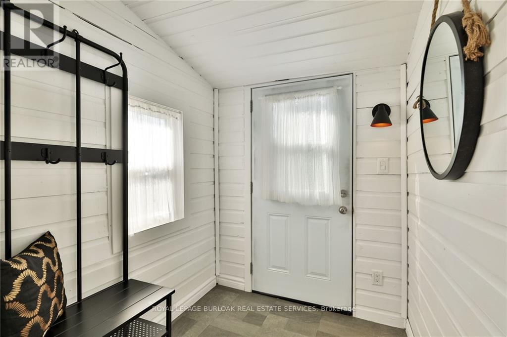 105 BEACH BOULEVARD Image 4