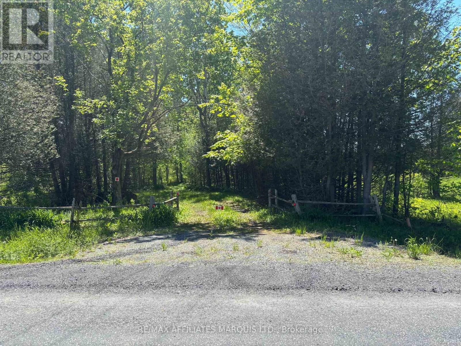 LOT KENYON CONCESSION 1 ROAD Image 6