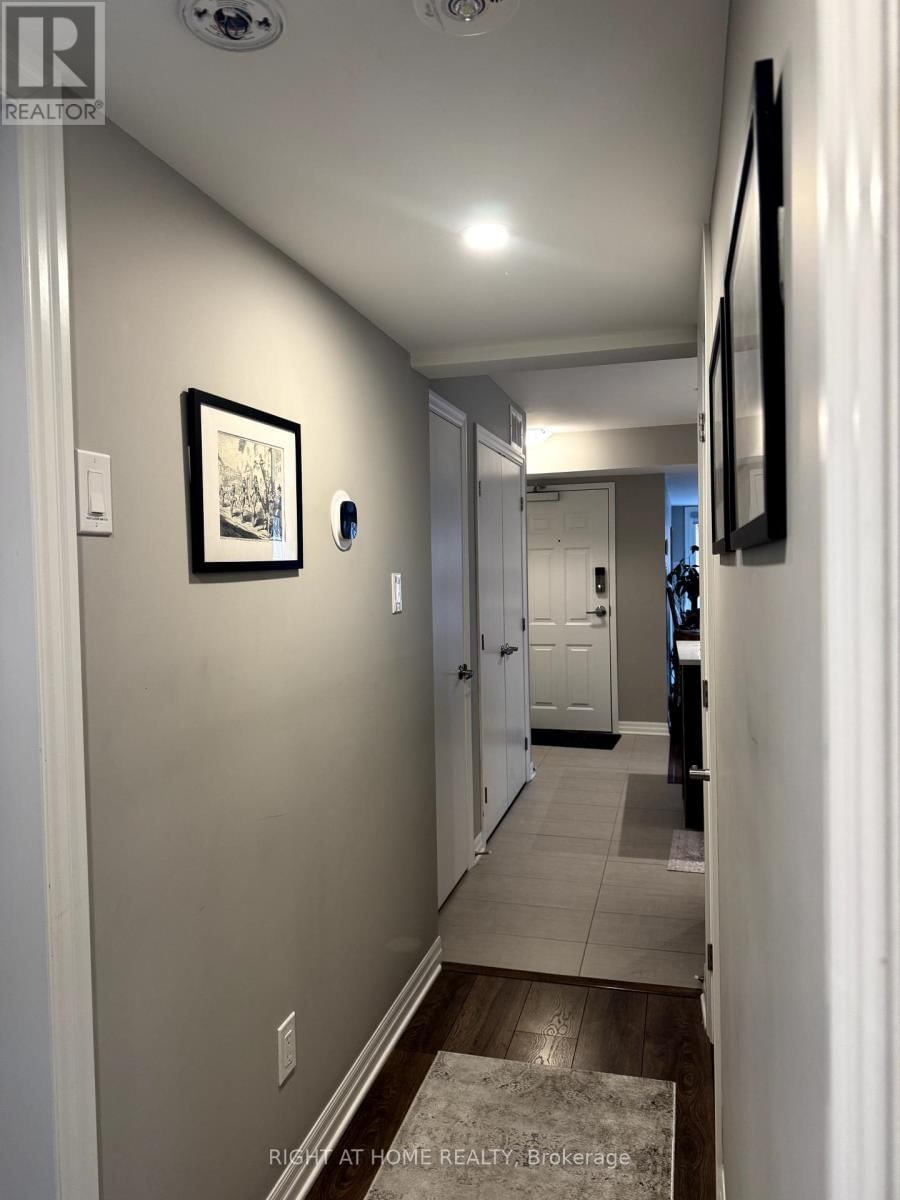 3 - 307 PICTON AVENUE Image 12