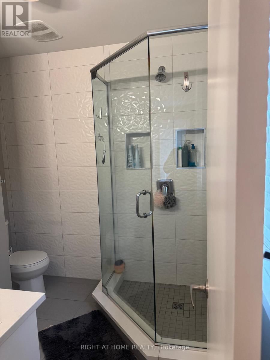 3 - 307 PICTON AVENUE Image 15