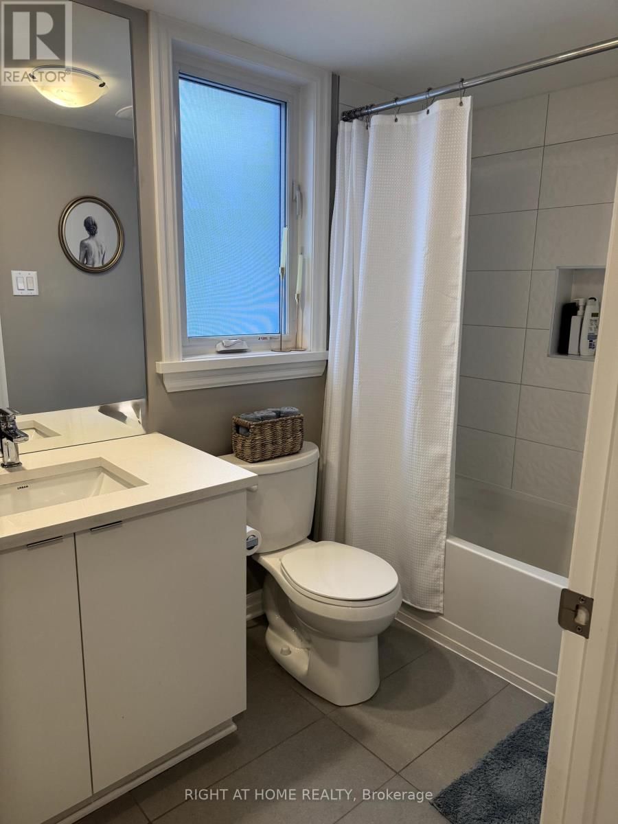 3 - 307 PICTON AVENUE Image 22