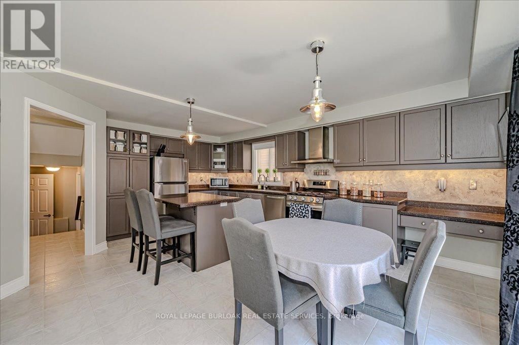 144 RILEY STREET Image 15