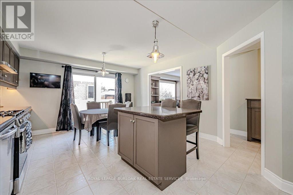 144 RILEY STREET Image 17