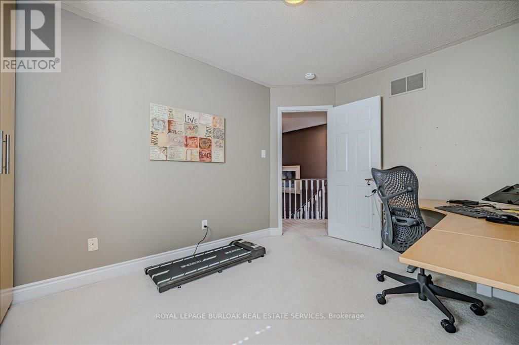 144 RILEY STREET Image 35