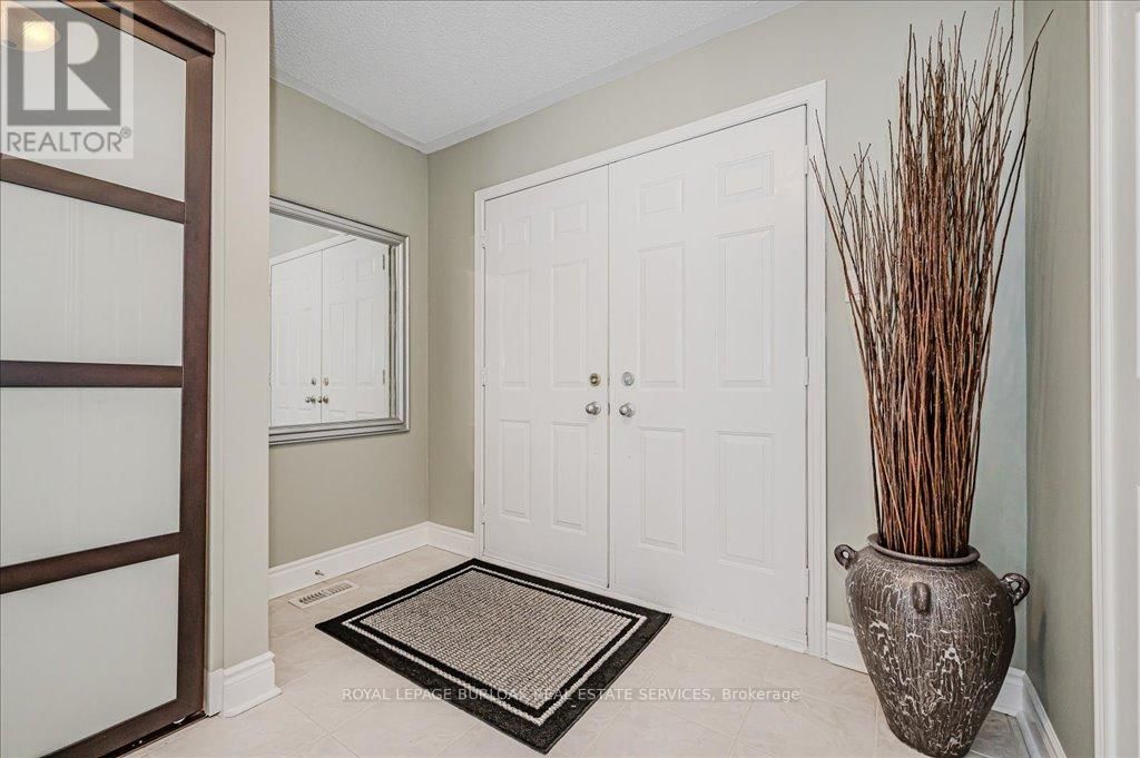 144 RILEY STREET Image 7