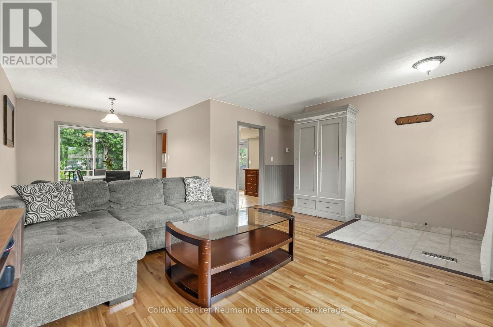 314 VICTORIA ROAD NORTH Image 7