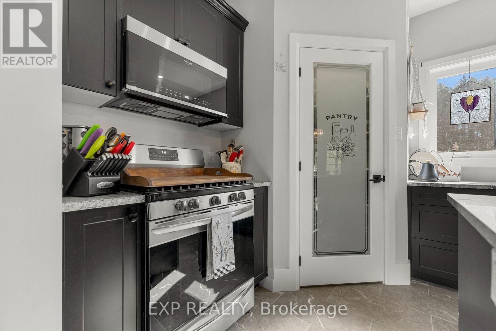 12 EASTERN AVENUE Image 18