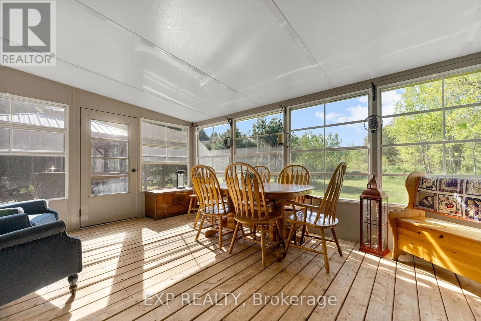 12 EASTERN AVENUE Image 29