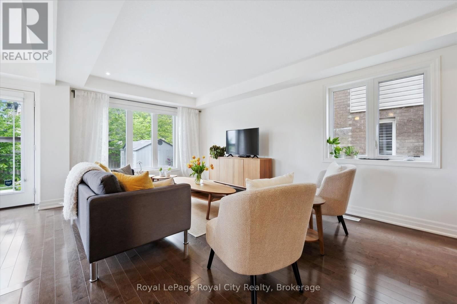 1 SAMUEL DRIVE Image 9