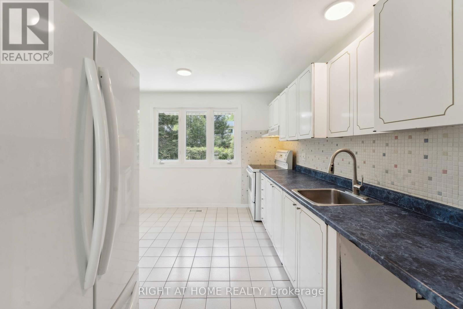 788 EASTVALE DRIVE Image 7
