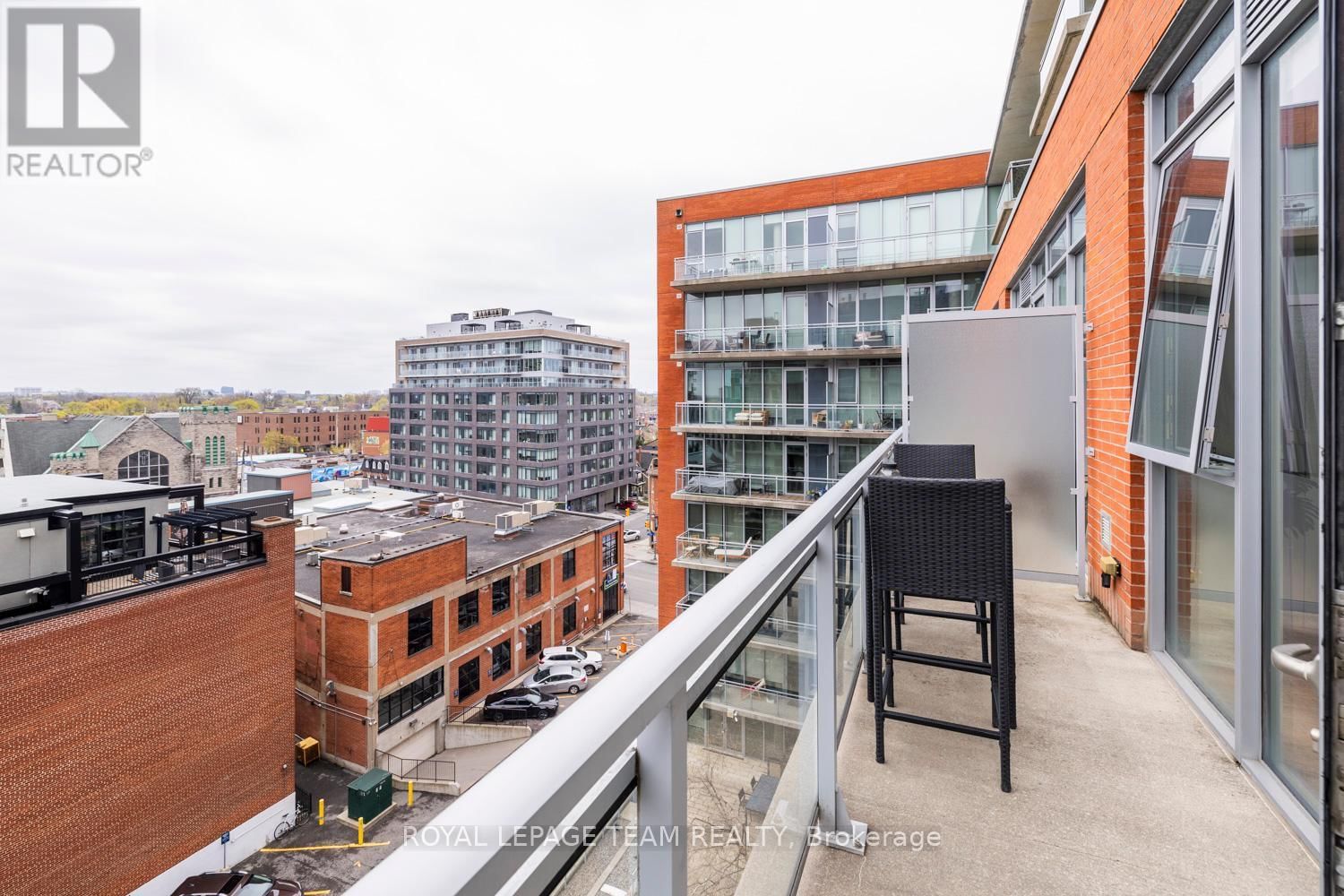 717 - 360 MCLEOD STREET Image 22
