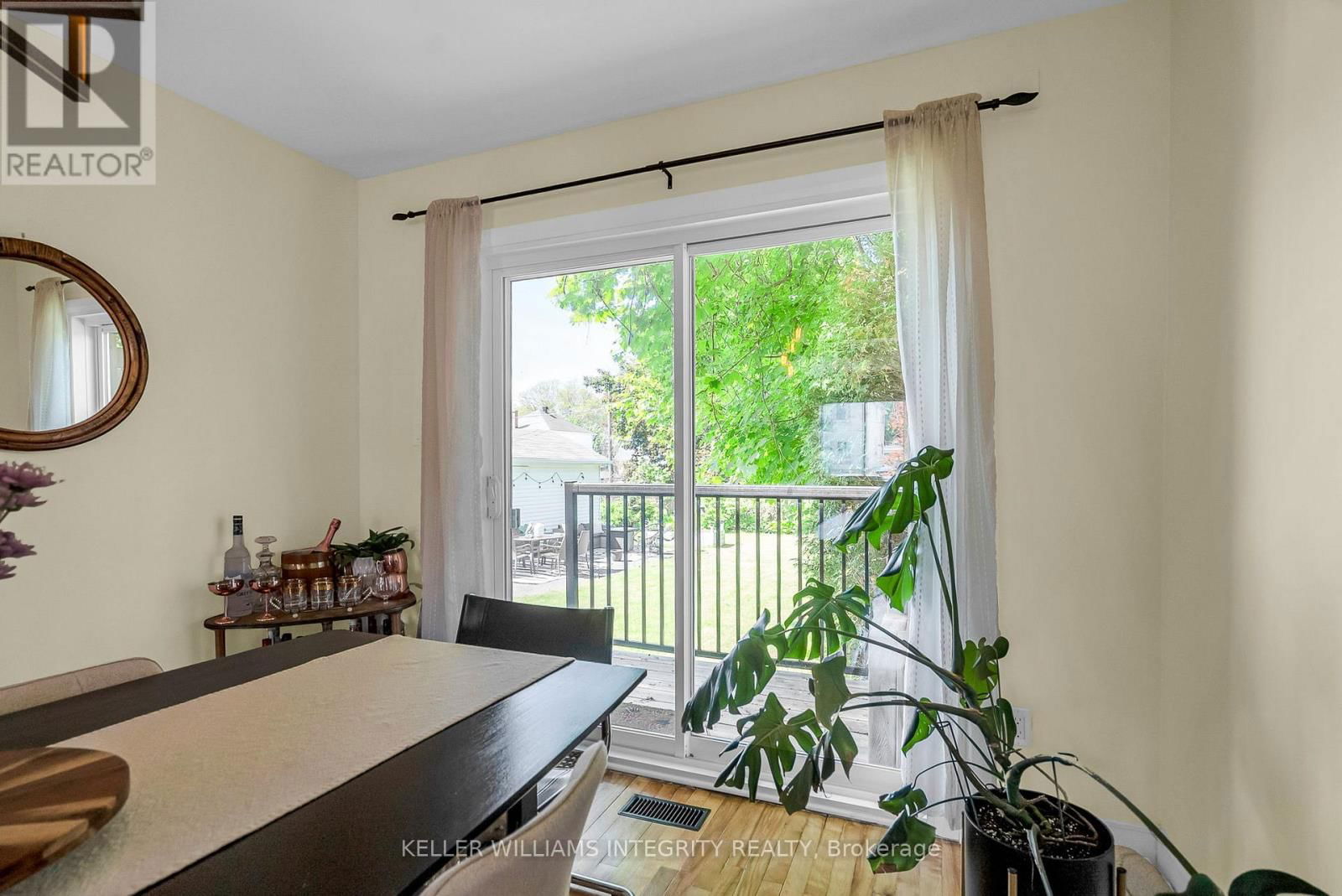 31 DUNBAR AVENUE Image 11