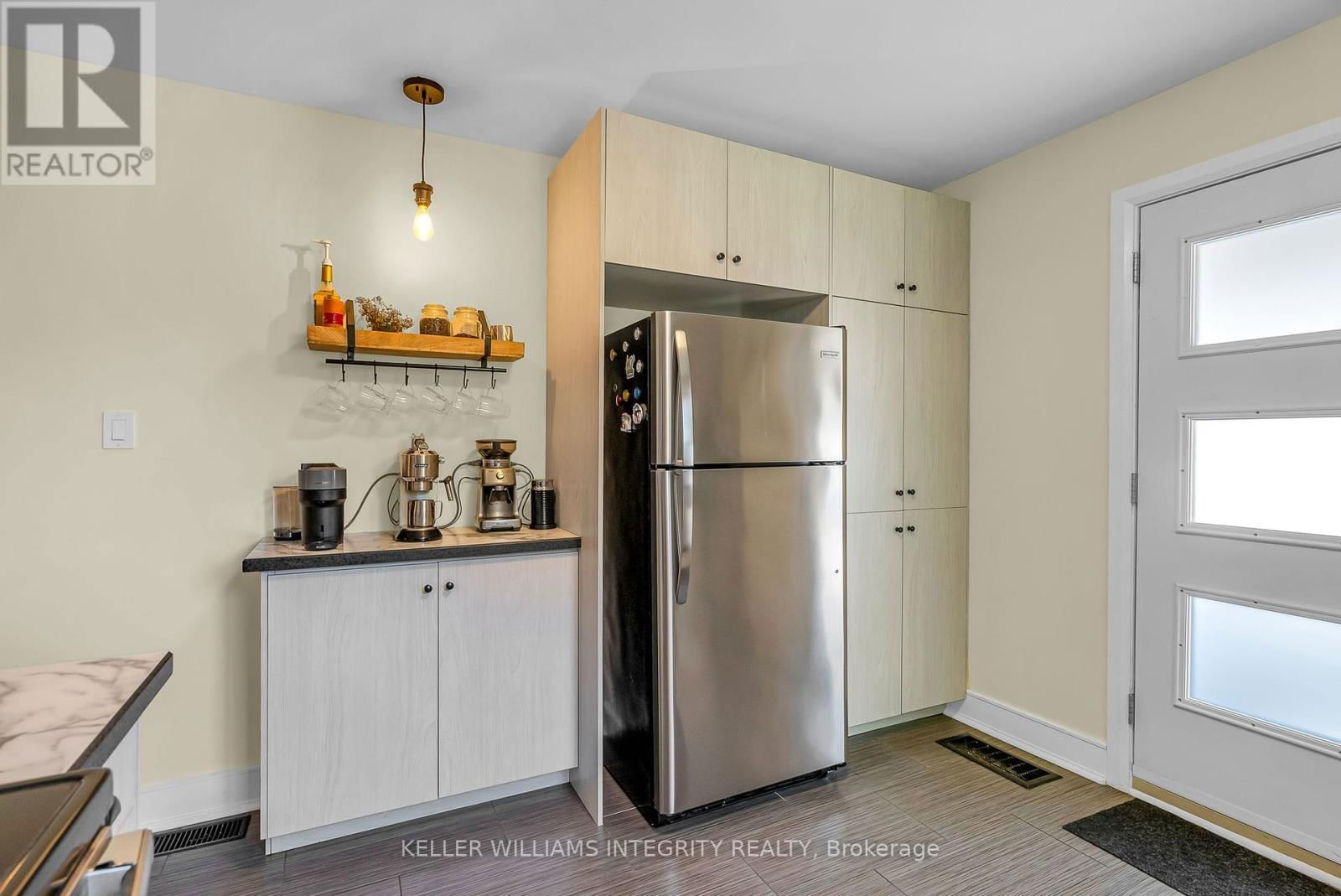 31 DUNBAR AVENUE Image 5