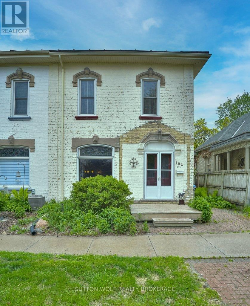 102 FRONT STREET WEST Image 2