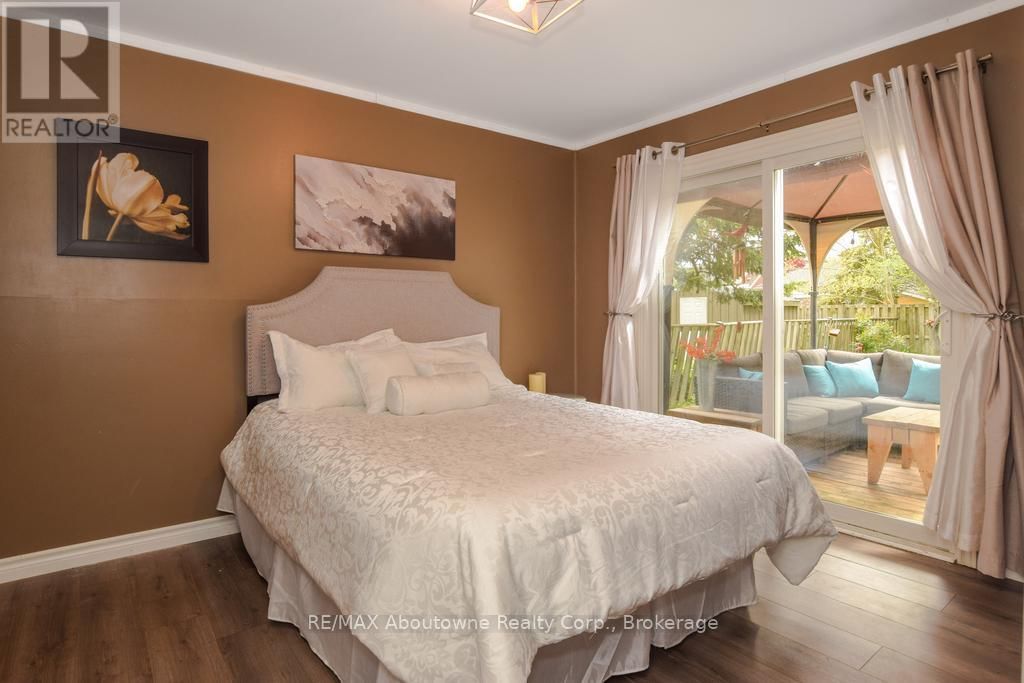 5 VIMY STREET Image 18