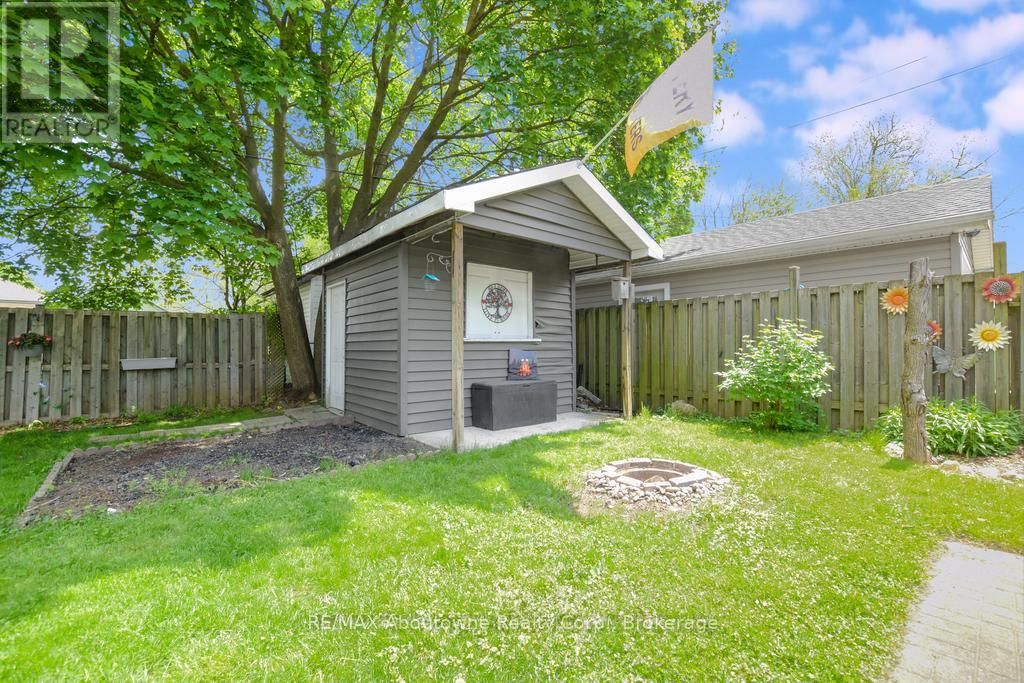 5 VIMY STREET Image 32