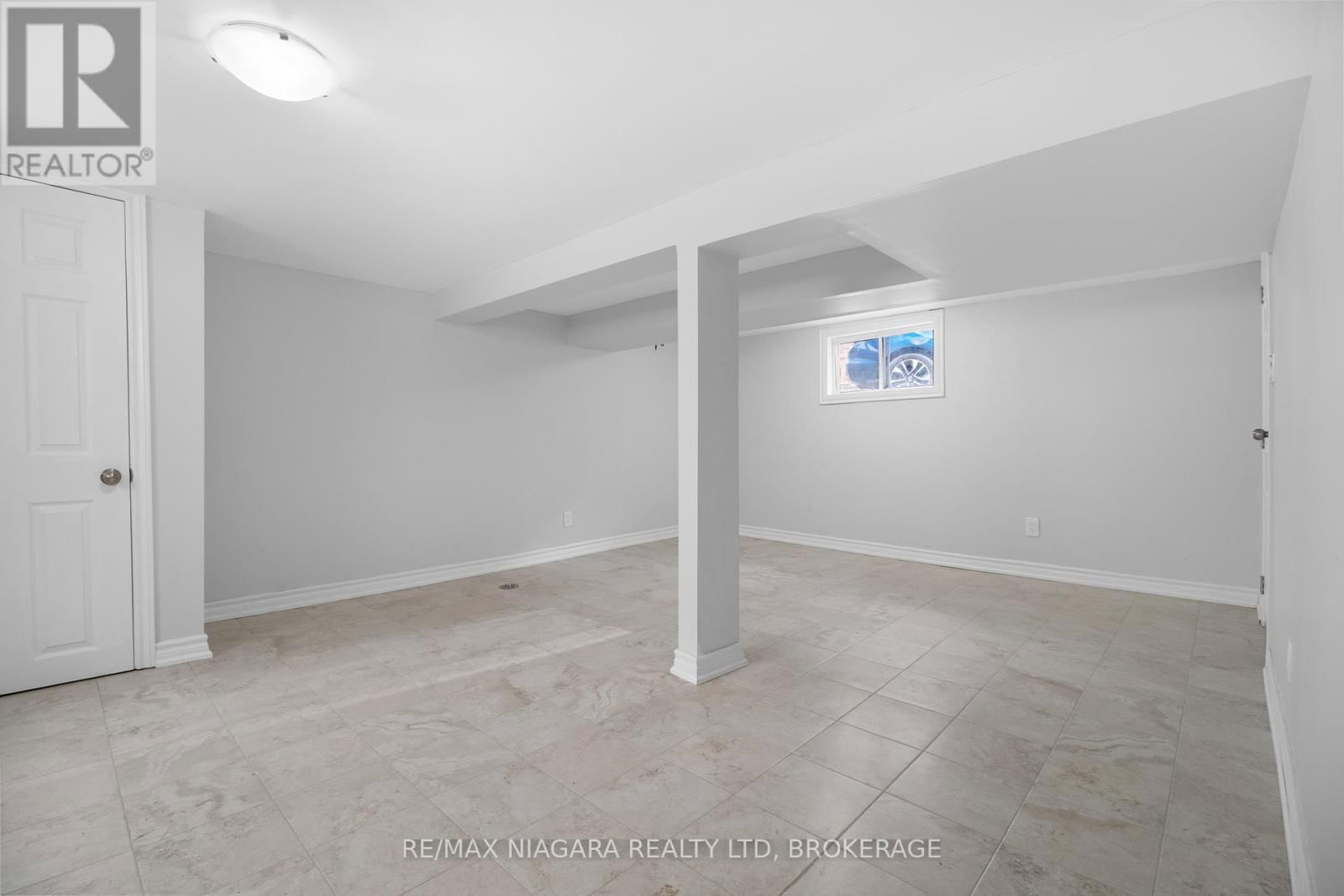 Main - 16 ORMONDE AVENUE Image 15