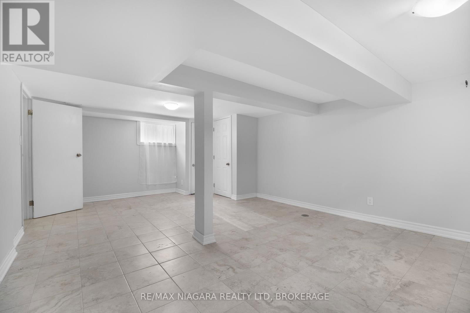 Main - 16 ORMONDE AVENUE Image 16