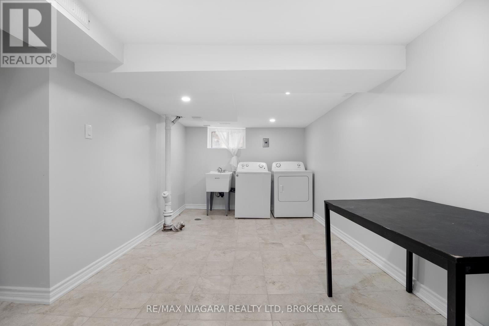 Main - 16 ORMONDE AVENUE Image 21