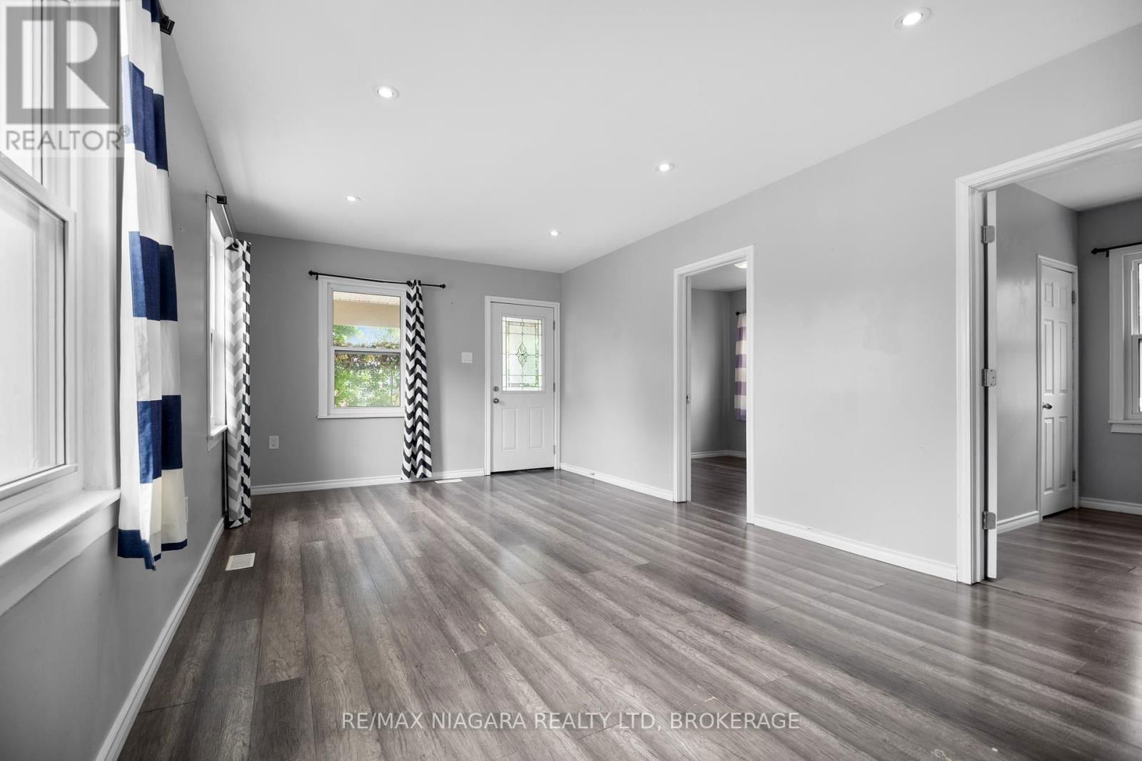 Main - 16 ORMONDE AVENUE Image 6