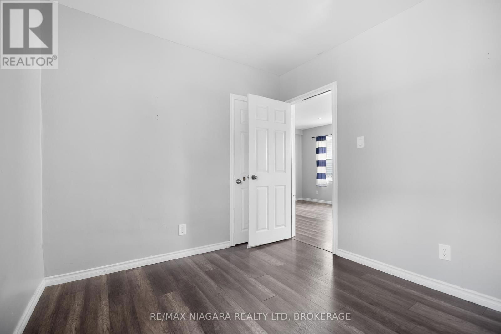 Main - 16 ORMONDE AVENUE Image 7